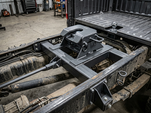 Under Bed Gooseneck Hitch